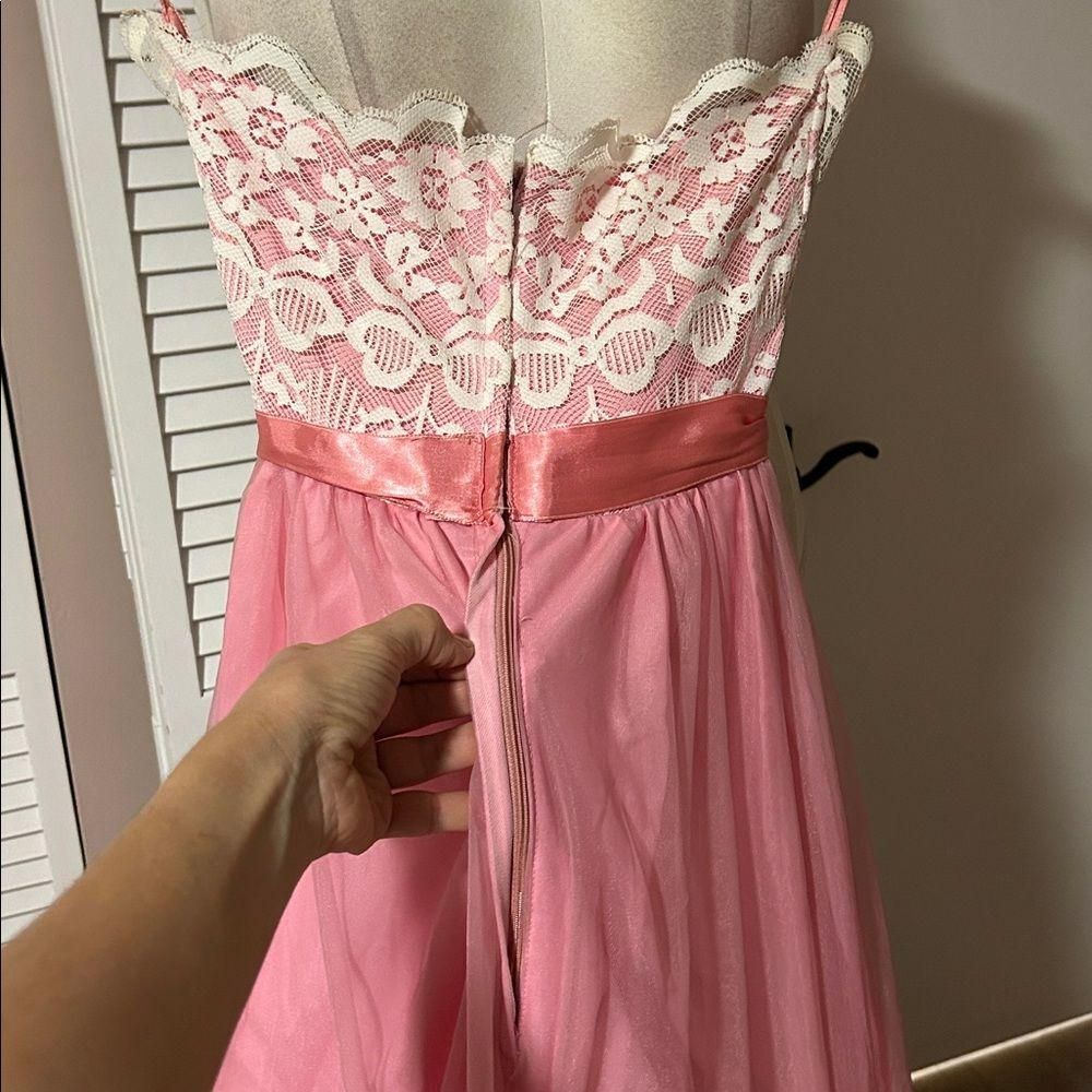 vintage pink ball gown evening dress White Pink Fabric Victorian 70s prom - Picture 11 of 16